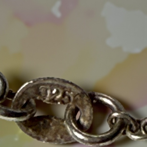 Solid Sterling Vintage Charm w/925 silver necklace 18 inches long 6.5 grams - Picture 5 of 7